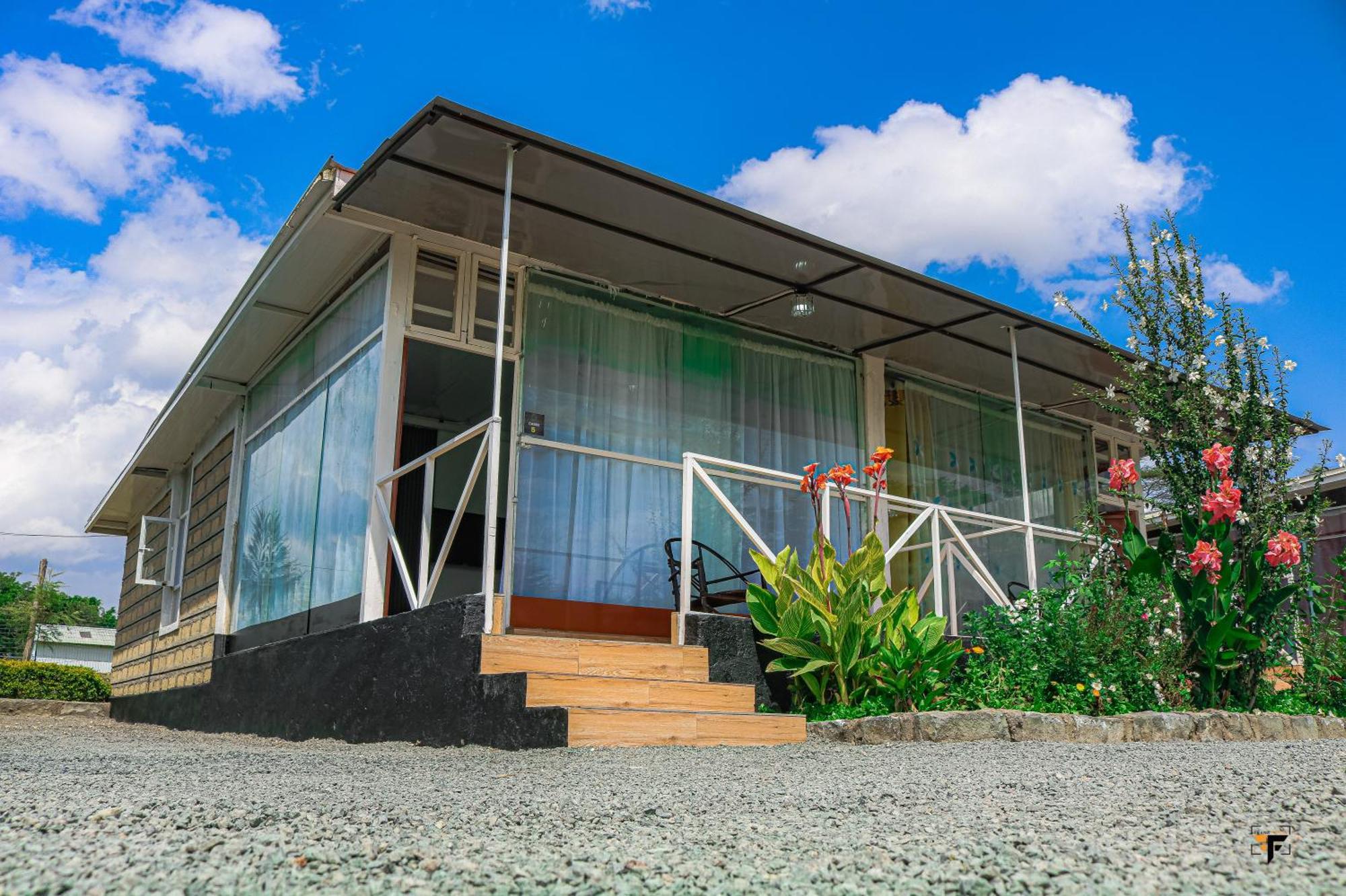 Lakewalk Cabin Найваша Экстерьер фото